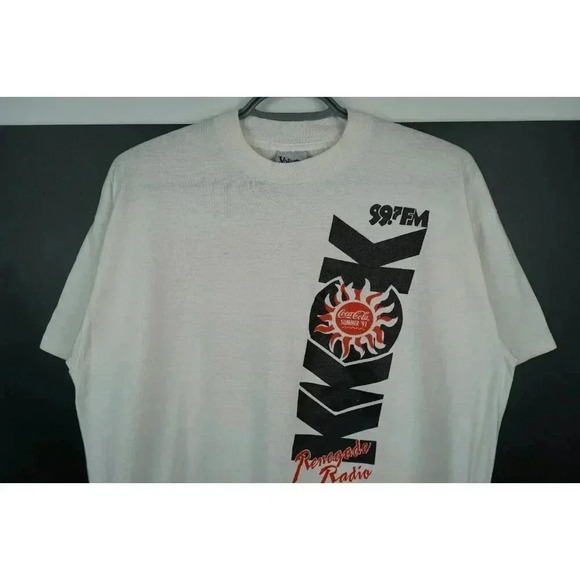 Vintage 90s Coca-Cola Summer Beach T-Shirt Men's Large | Item #709 - Picture 3 of 10